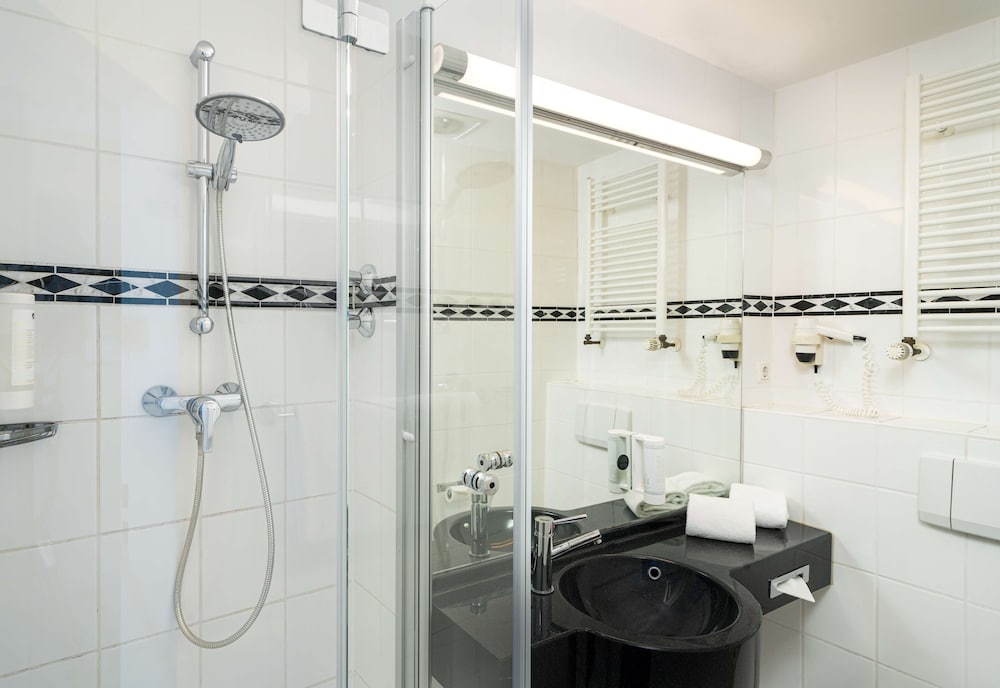 Фото Elaya Hotel Hannover City