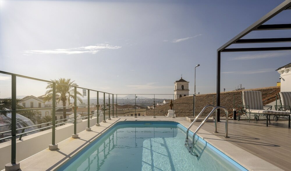 Фото Hotel Ilunion Mérida Palace