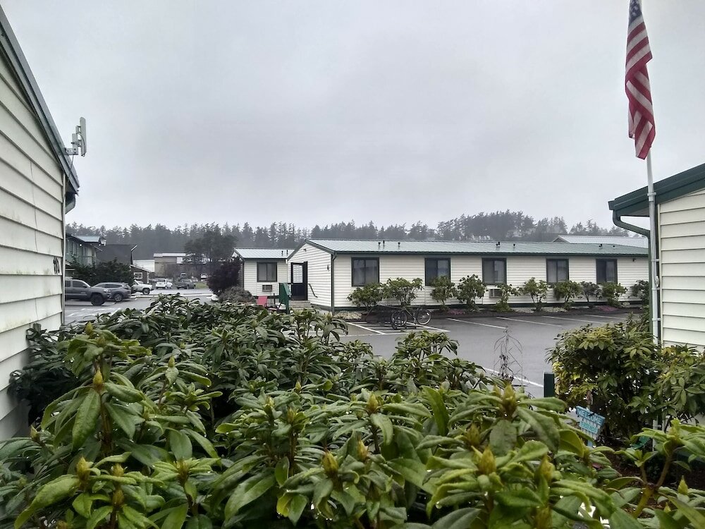 Фото The Orca Inn