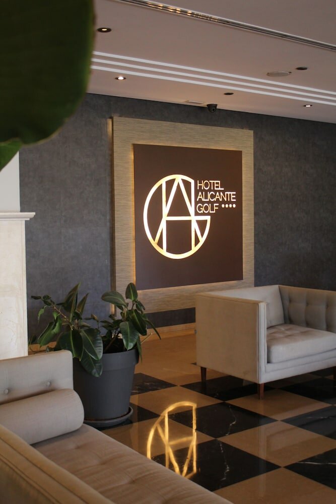 Фото Отель Alicante Golf