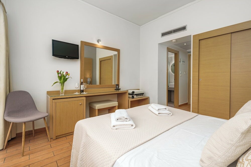 Фото Parnon Hotel