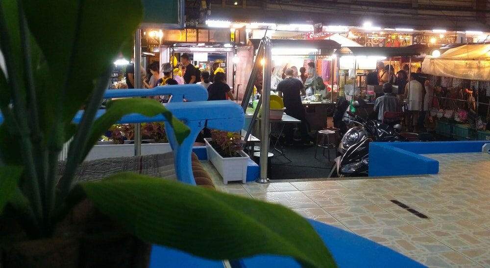 Фото Hua Hin Night Market Hostel