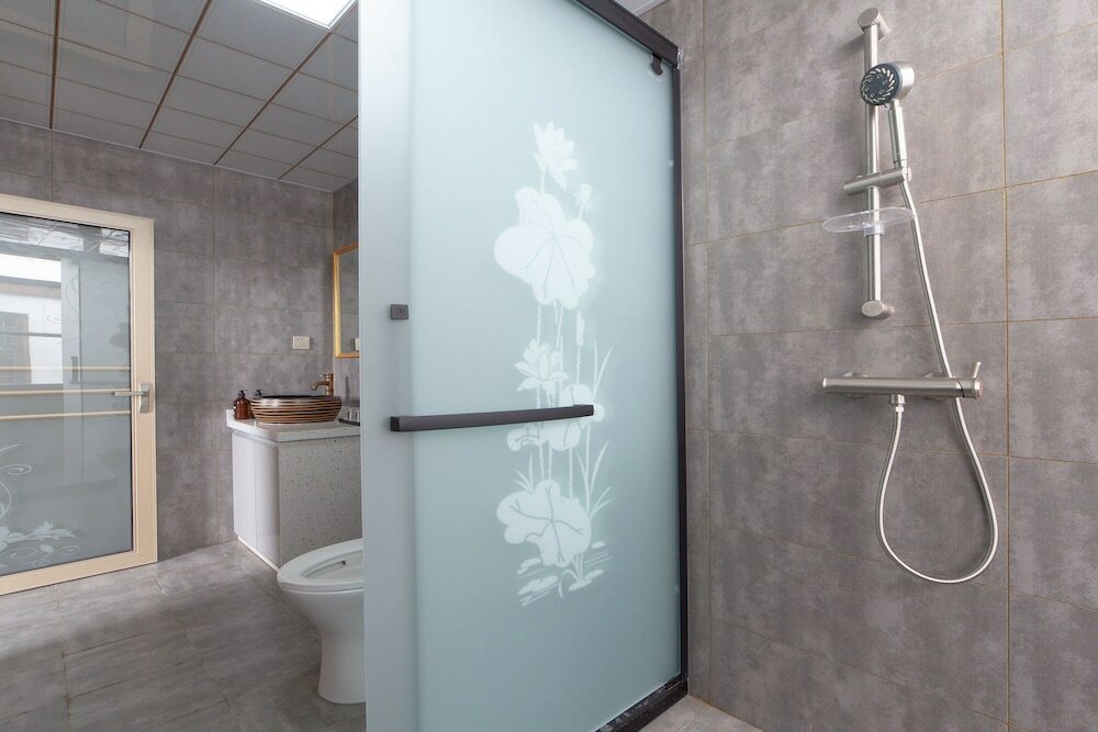 Фото Hotel California Zhangjiajie