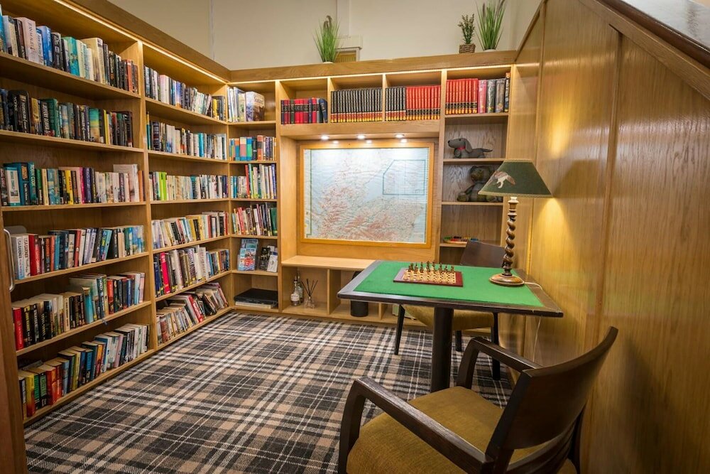 Фото Castletown Hotel