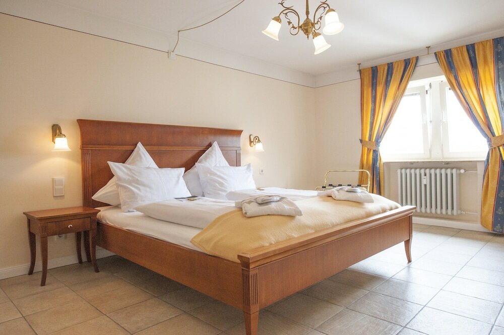 Фото XII Apostel Hotel Albergo