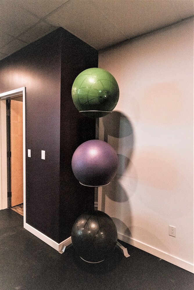 Фото Nisku Inn And Conference Centre