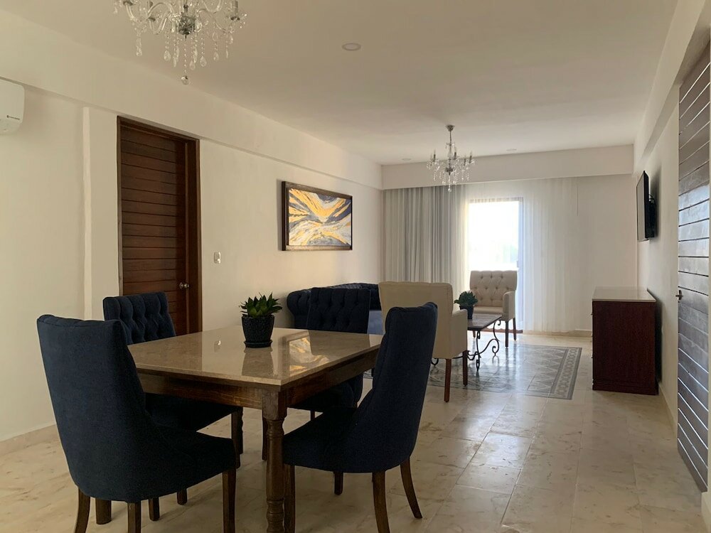 Фото Real Hispano