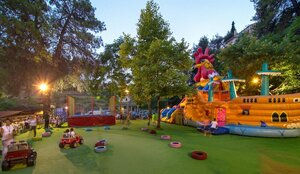 Гостиница Frontzou Politia