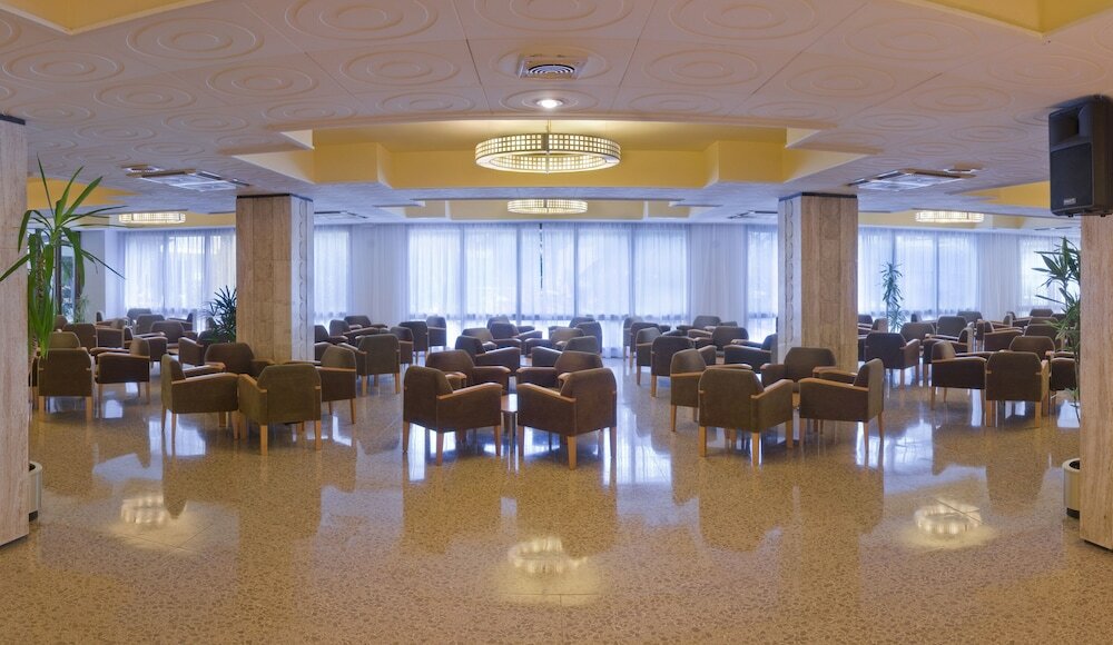 Фото Hotel Ght Oasis Park & SPA