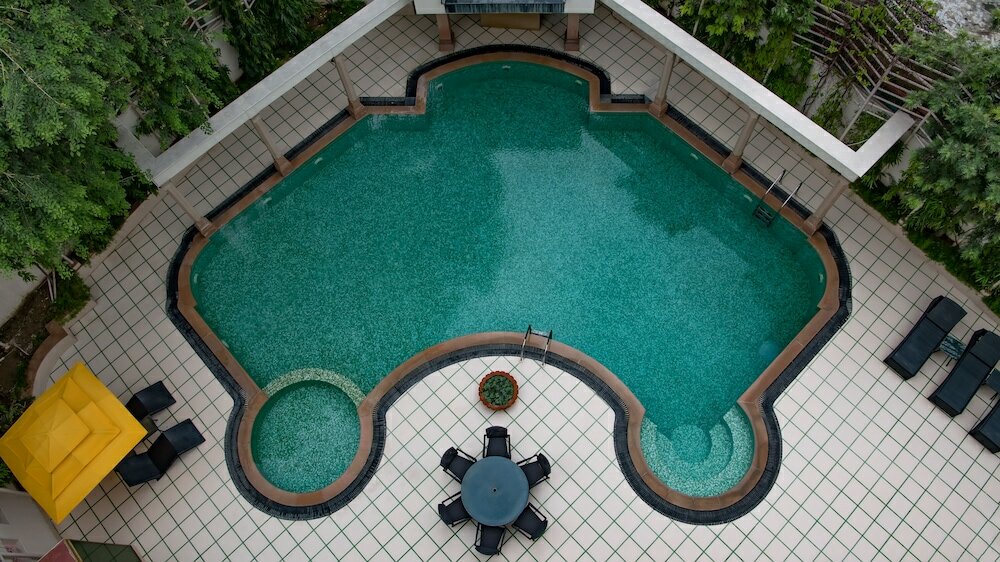 Фото Howard Plaza The Fern