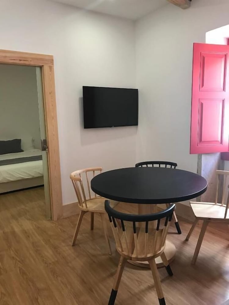 Фото Casa da Sé Cathedral Suites