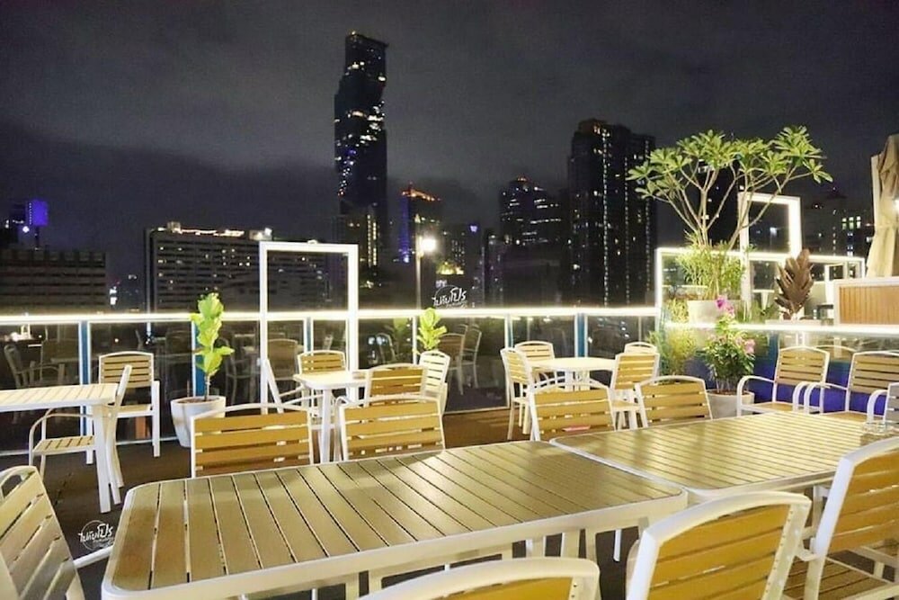 Фото Sapphire Hotel Silom Bangkok