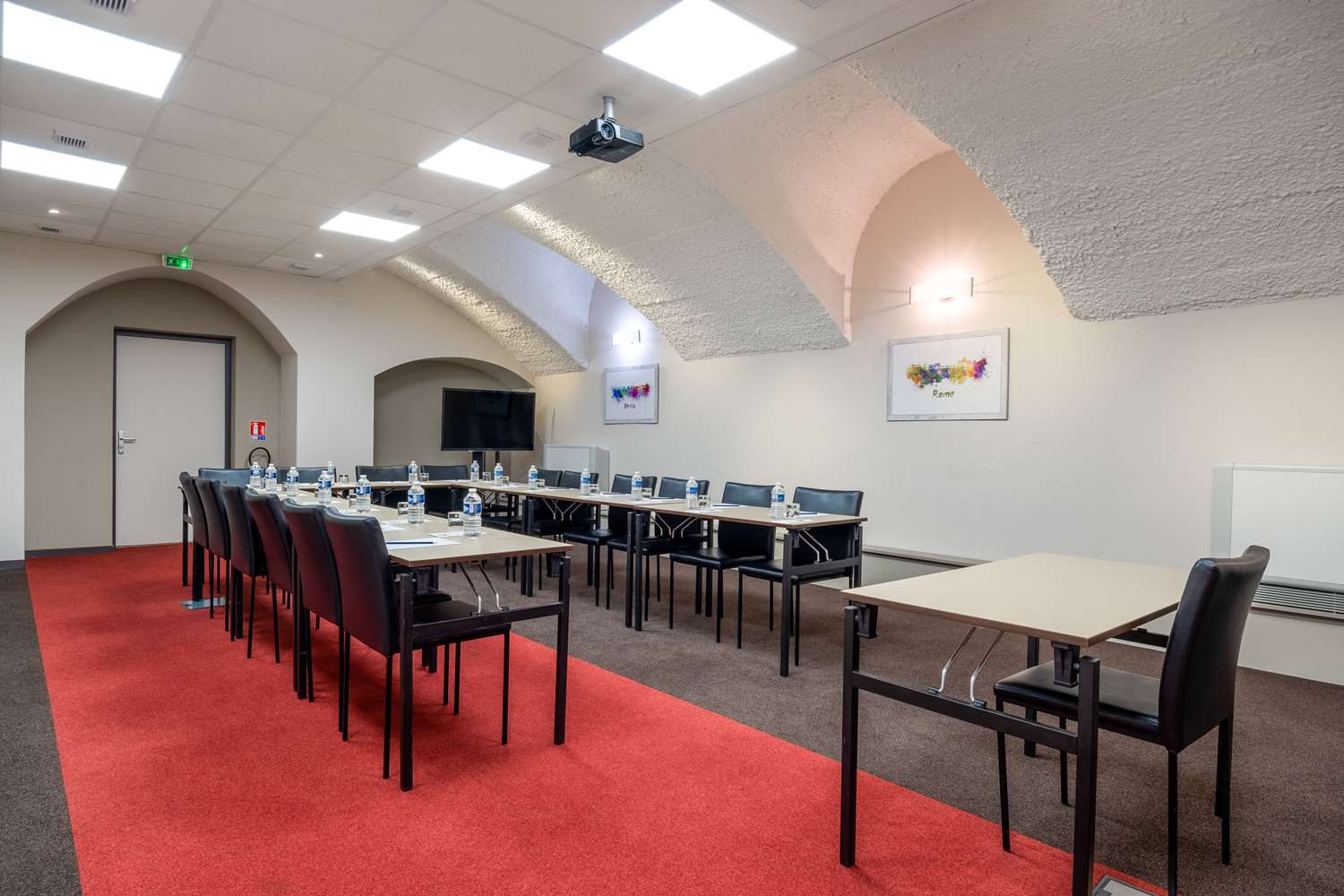 Фото Adagio Lyon Patio Confluence