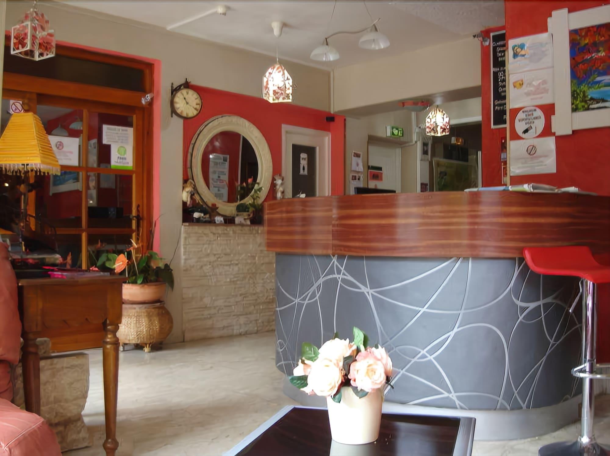 Фото Hôtel Les Myrtes