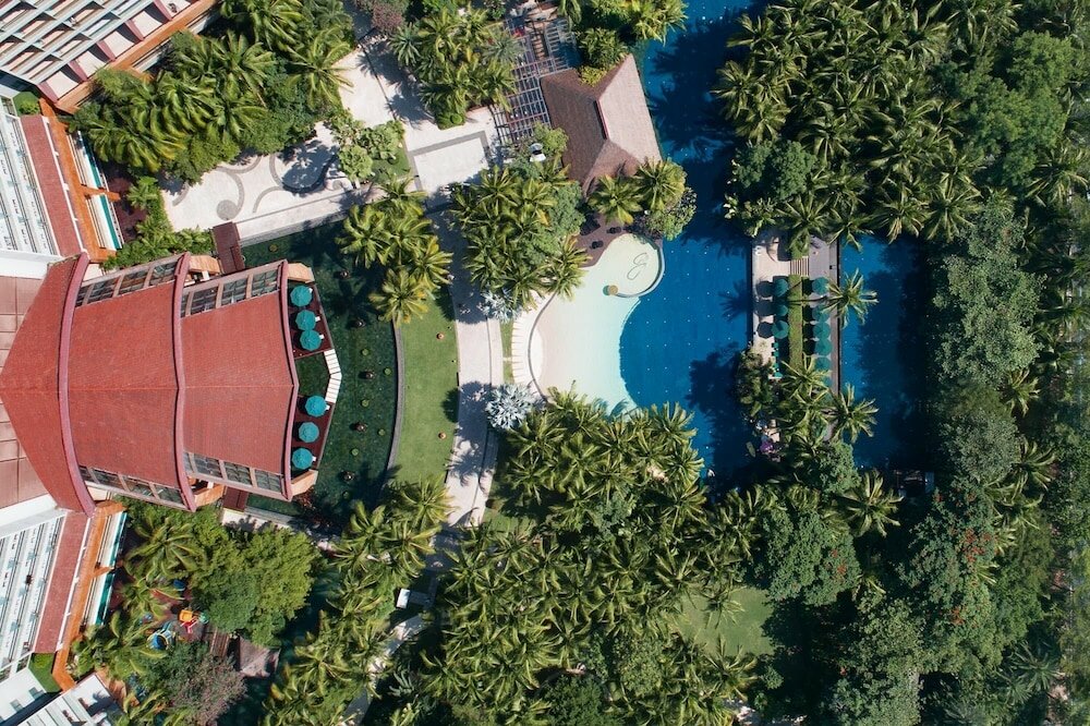 Фото Pullman Oceanview Sanya Bay Resort & SPA