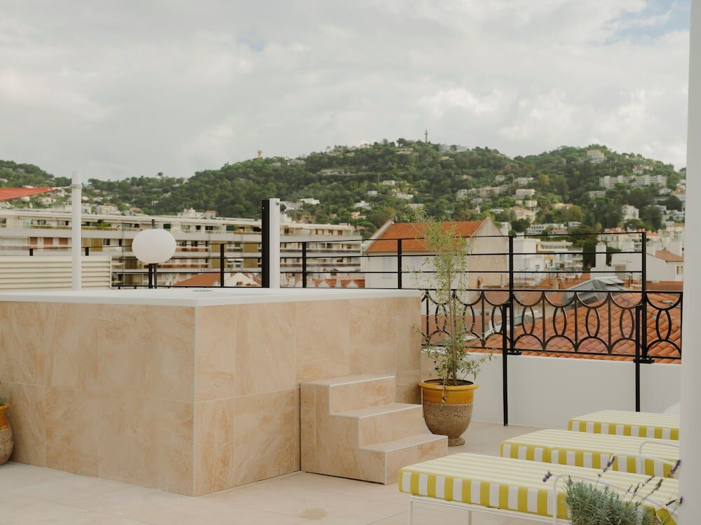 Фото Hotel De France