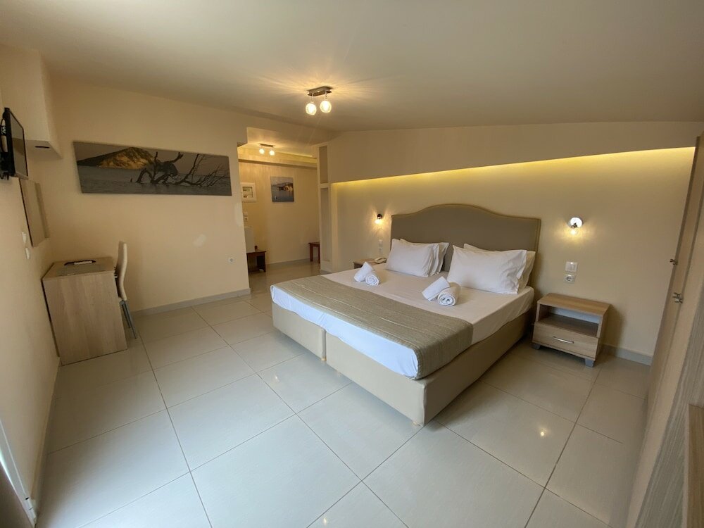 Фото Porto Planos Beach Hotel