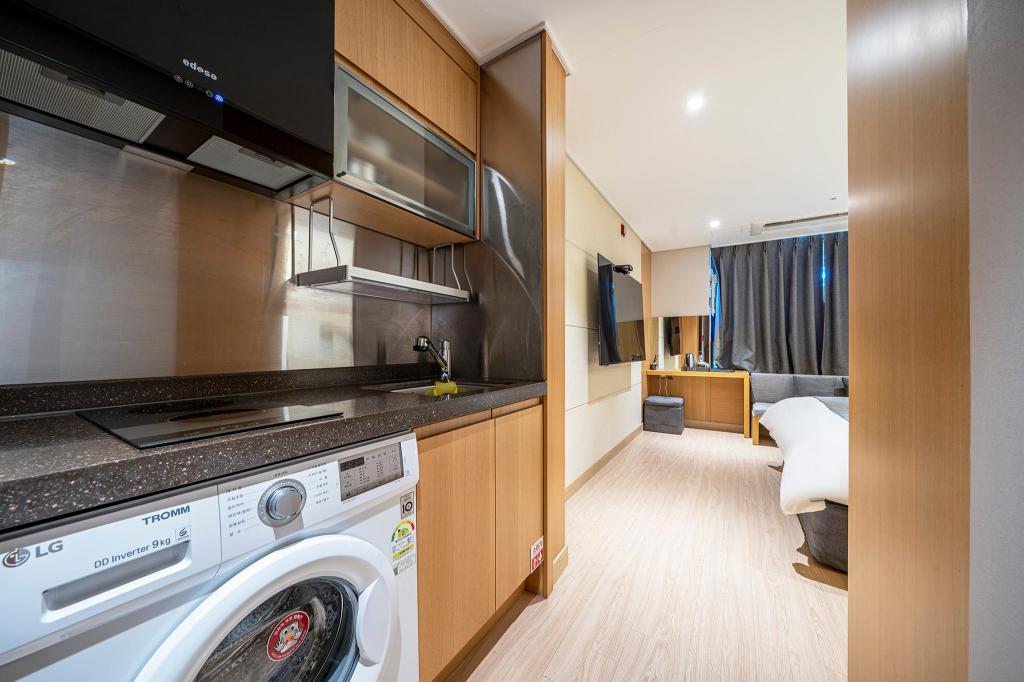 Фото R&b Business Hotel