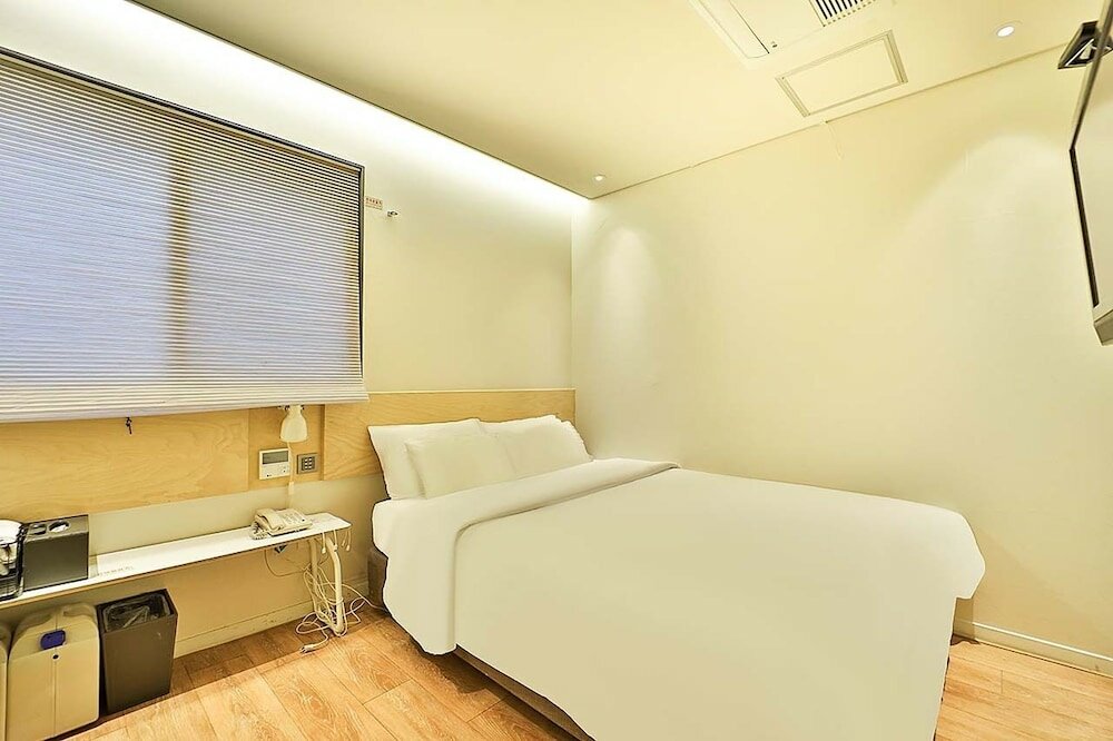 Фото Hotel Londoner Yongwon