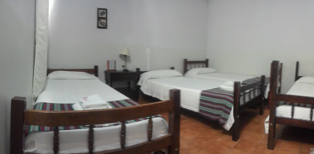 Фото Hotel Satiri