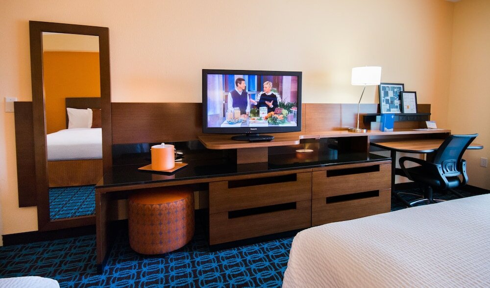 Фото Fairfield Inn & Suites Orlando Int'l Drive/Convention Center