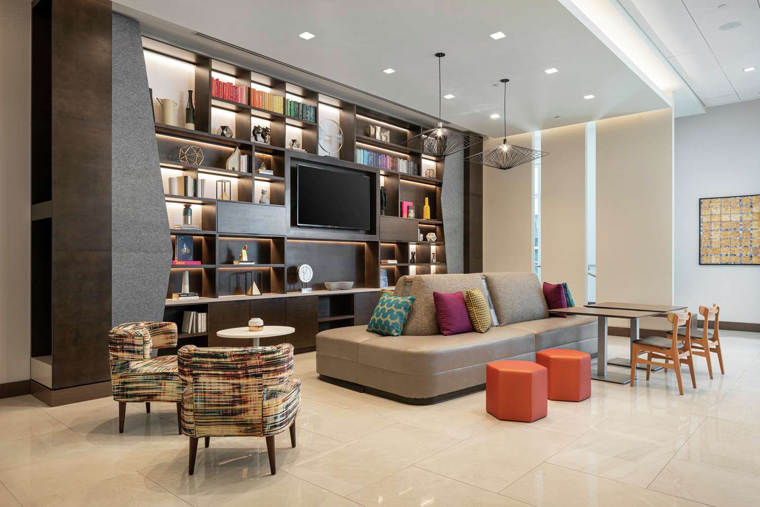 Фото Home2 Suites by Hilton Denver Downtown Convention Center