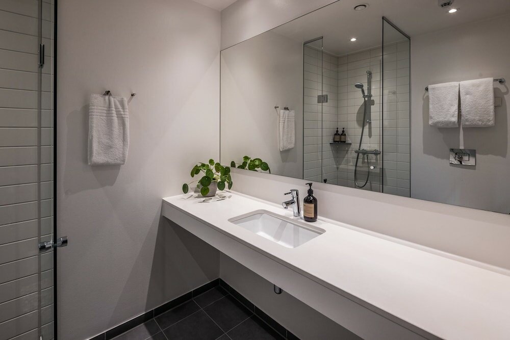 Фото Peak 12 Hotel