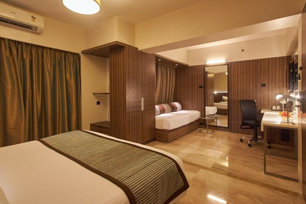 Фото Residency Sarovar Portico Mumbai