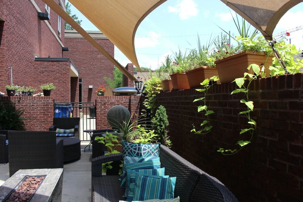 Фото Hampton Inn & Suites Raleigh Downtown