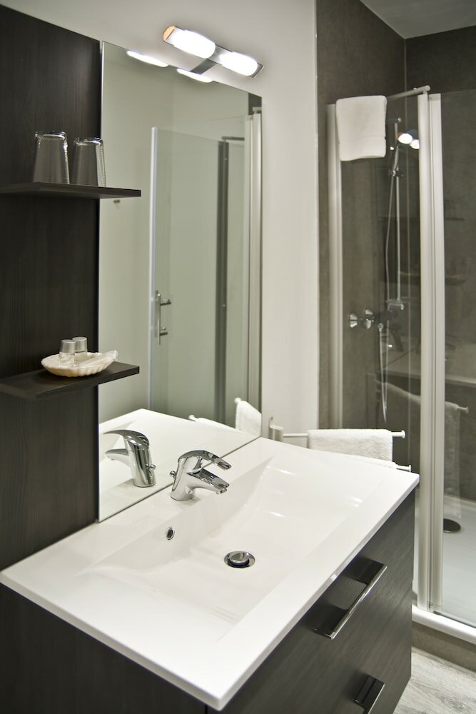 Фото Troll's Brauhaus Hotel