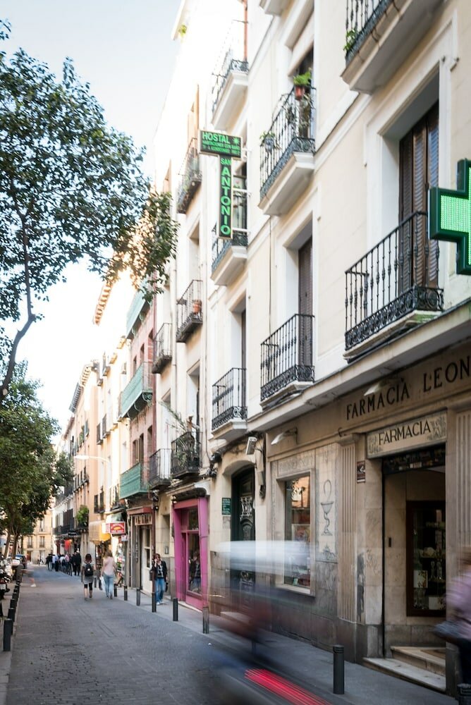 Фото Hostal Carracedo