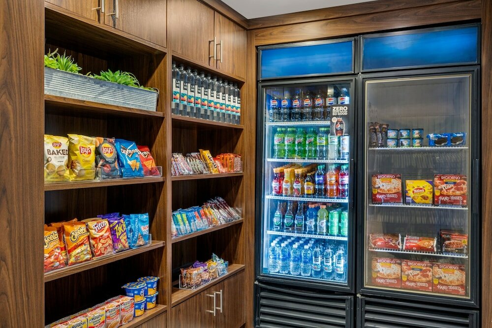 Фото Four Points by Sheraton Chicago Westchester/Oak Brook