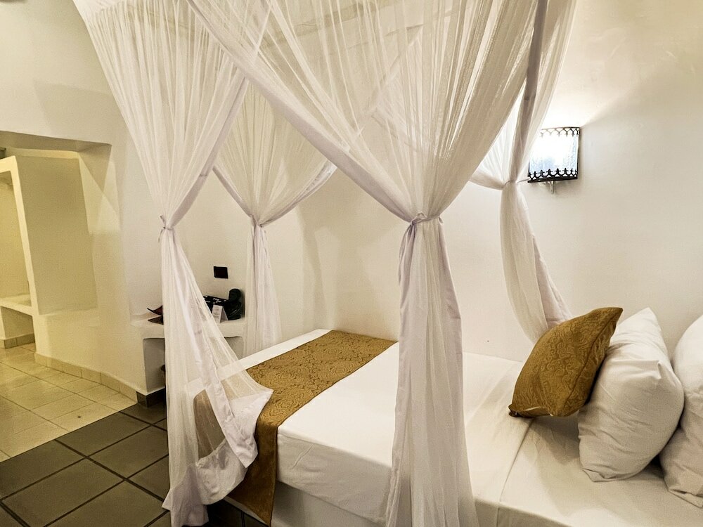 Фото Zanzi House