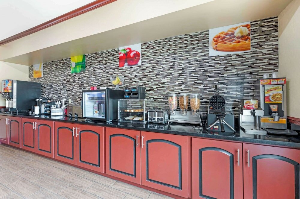 Фото Quality Suites