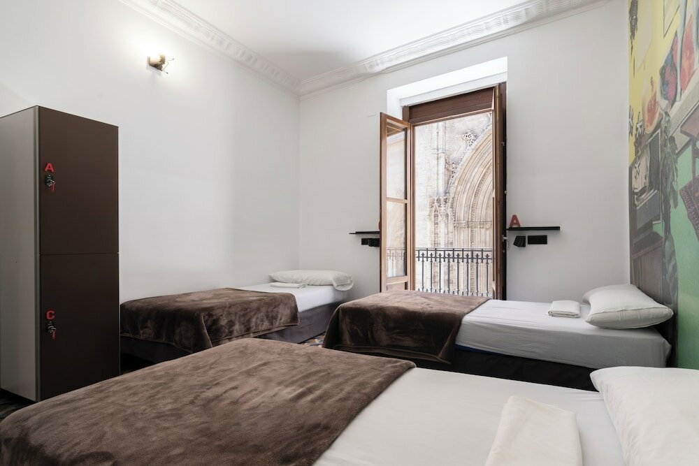 Фото Hôme Youth Hostel Valencia