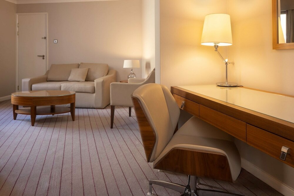 Фото Hilton Cambridge City Centre