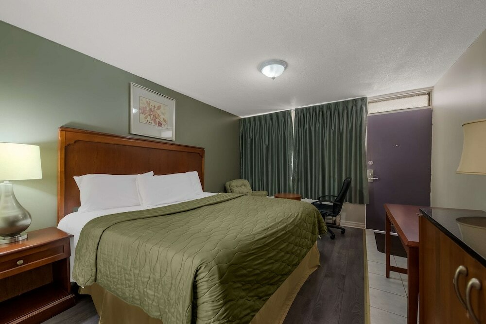 Фото Knights Inn Burlington, On