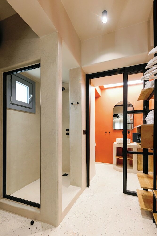 Фото Artemis Hotel