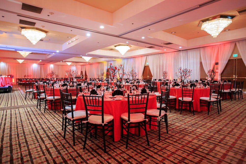 Фото Ontario Airport Hotel & Conference Center