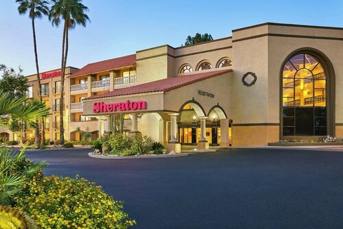 Гостиница Sheraton Tucson Hotel and Suites в Тусоне