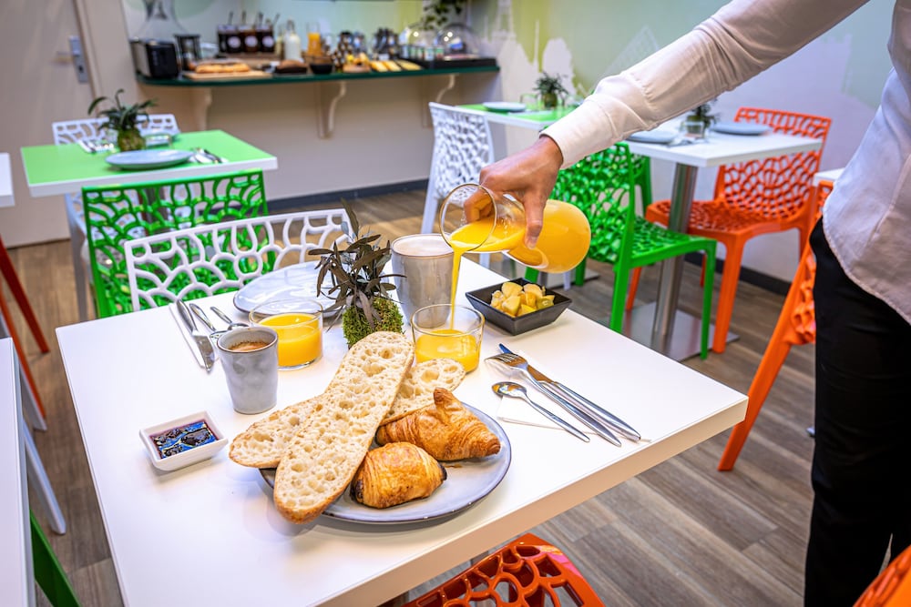 Фото Hotel Ariane Montparnasse