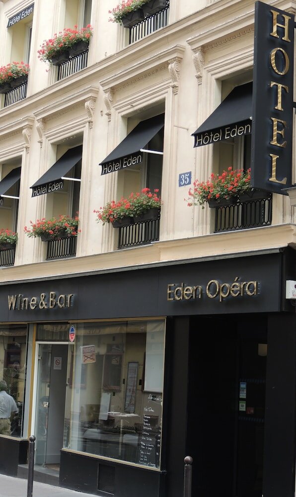 Фото отеля 1