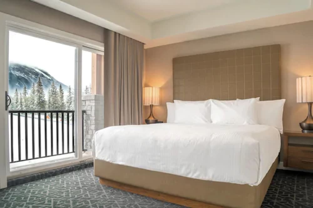 Фото The Malcolm Hotel