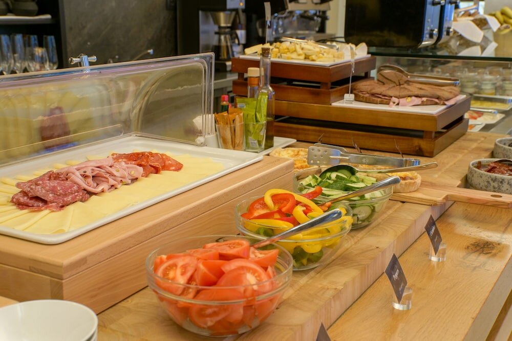 Фото Отель Golden Crown