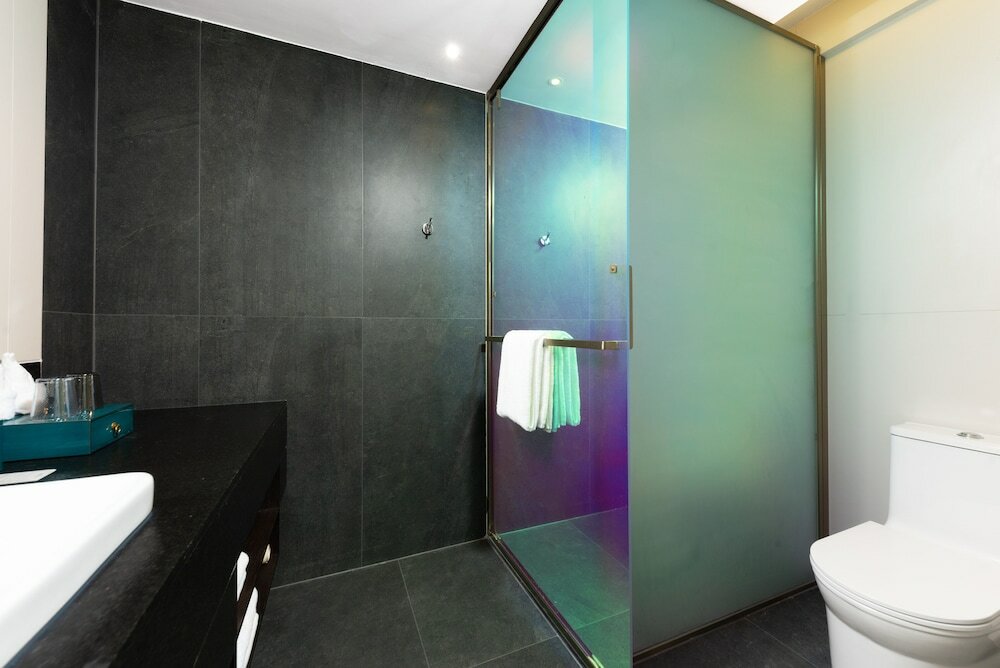 Фото Wingate by Wyndham Wuhan Optics Valley