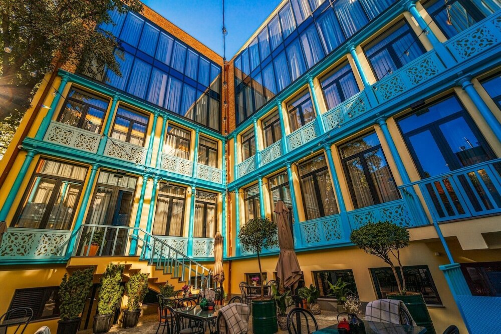 Фото отеля 1