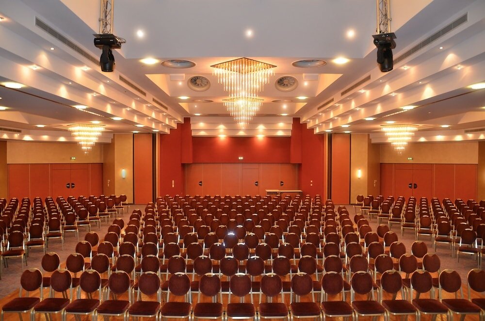 Фото Harzer Kultur- & Kongresshotel Wernigerode