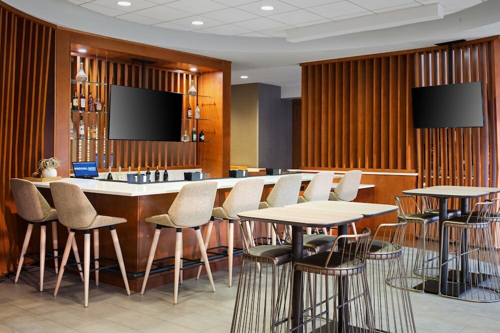 Фото Springhill Suites by Marriott Pittsburgh Mt. Lebanon