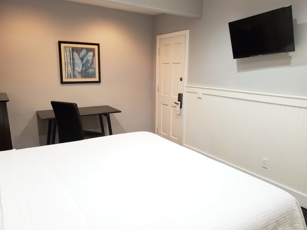 Фото Coronado Island Inn