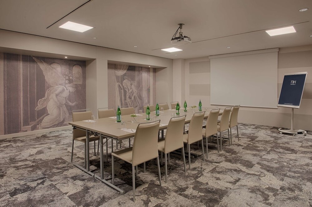 Фото Nh Roma Villa Carpegna